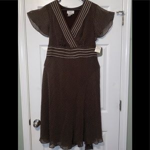 Adrianna Papell brown 100% Silk dress